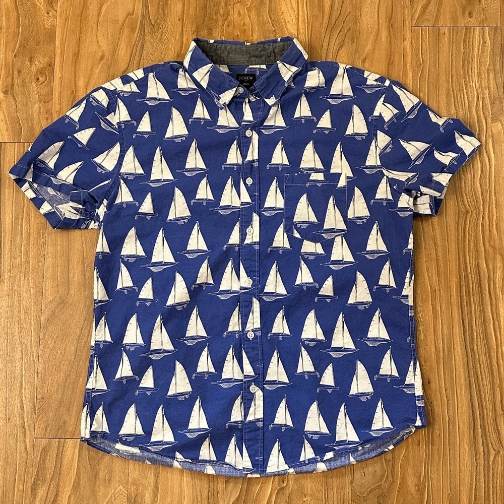 **J. CREW** sailboat Oxford button down SIZE LARGE